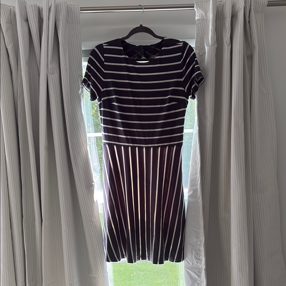 LOFT Gray and White Midi Dress